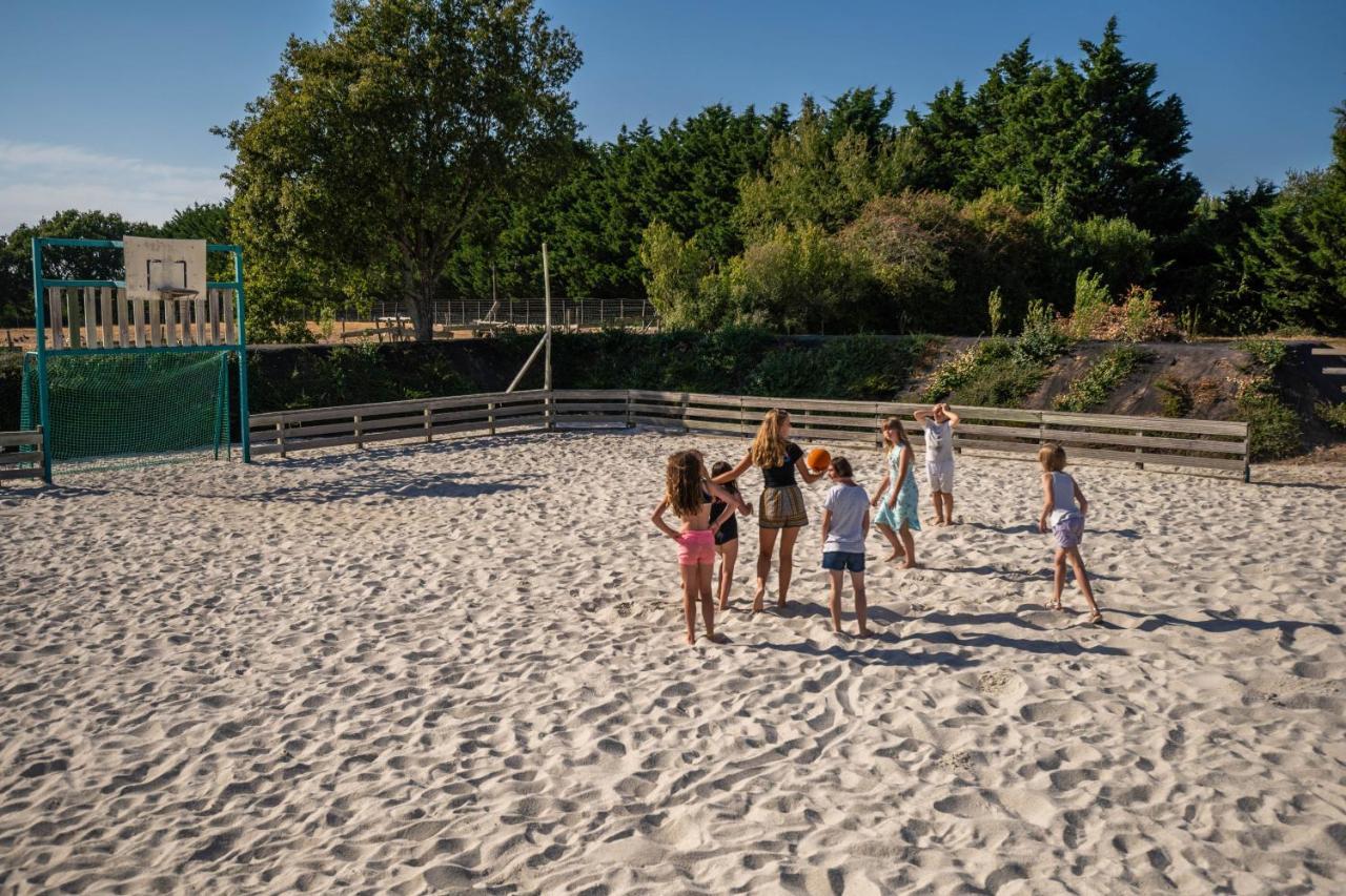 Camping Les Brillas Les Moutiers Eksteriør bilde