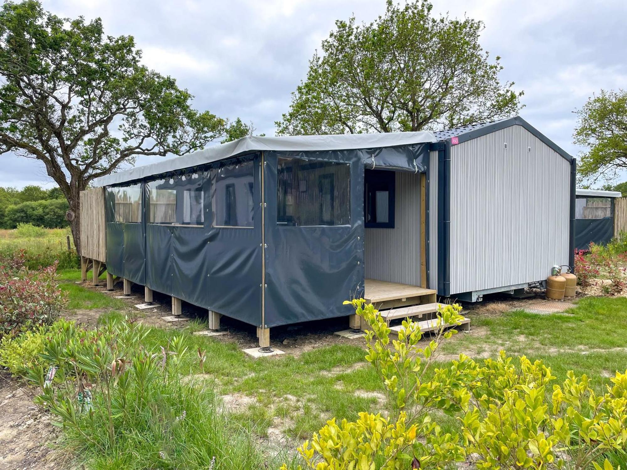 Camping Les Brillas Les Moutiers Eksteriør bilde